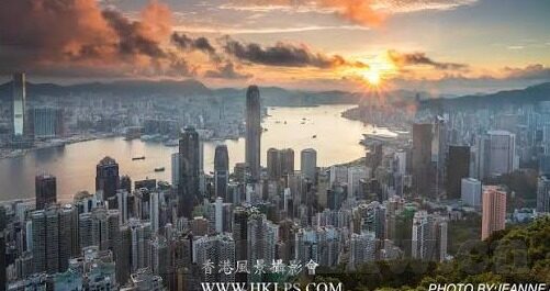 人妻斩久久五月天-探索人妻斩与五月天的文化交织